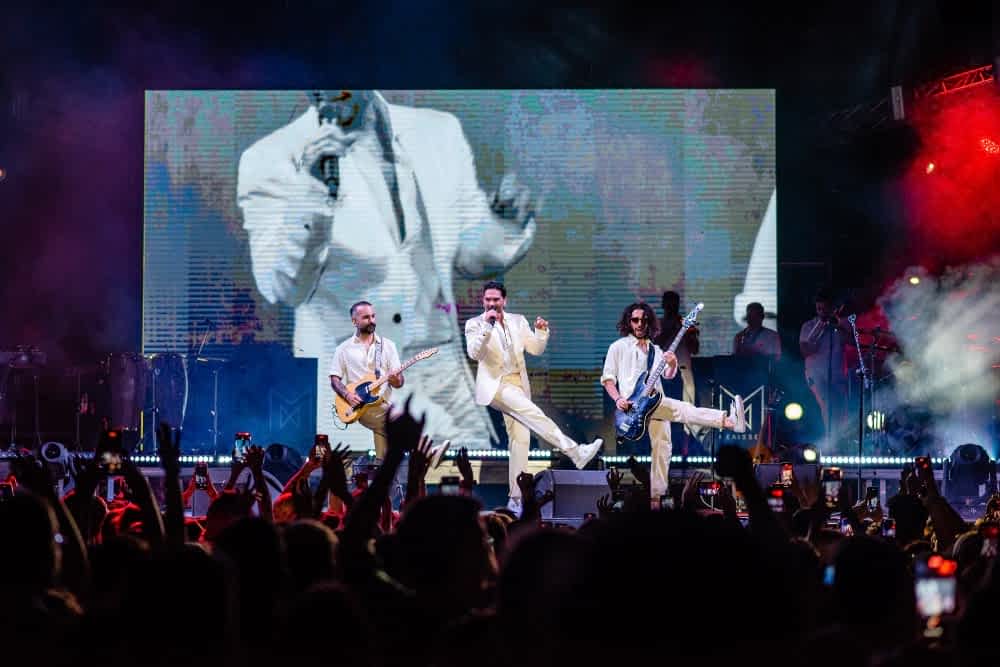 MEΛISSES: «Μάγεψαν» στη sold out συναυλία τους στο Κατράκειο (φώτο) – Πότε έρχονται στη Λάρισα