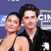Kylie Jenner – Timothee Chalamet: Έκαναν το ντεμπούτο τους ως ζευγάρι στο κόκκινο χαλί μετά από δύο χρόνια σχέσης