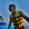 Σάκης Ρουβάς: Η βόλτα με «ιπτάμενη» σανίδα – Δείτε βίντεο