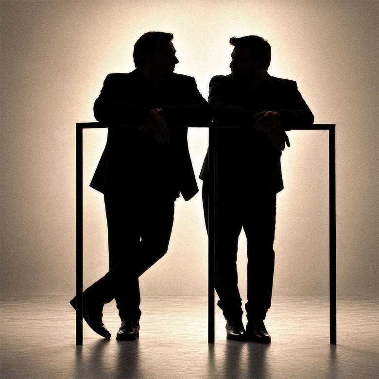 Γιώργος Σαμπάνης & Νίκος Μακρόπουλος «Χάρτινες Αγάπες» To πρωτότυπο music video