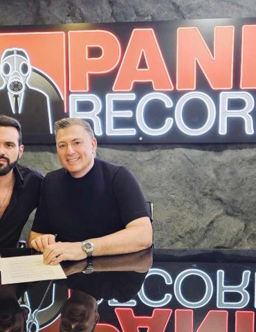Ο Νίκος Μακρόπουλος στην Panik Records